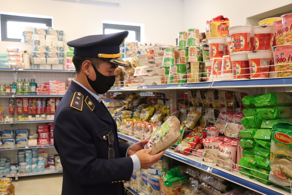 QLTT Hà Giang xử lý 315 vụ vi phạm, thu nộp ngân sách trên 1,1 tỷ đồng trong 6 tháng đầu năm