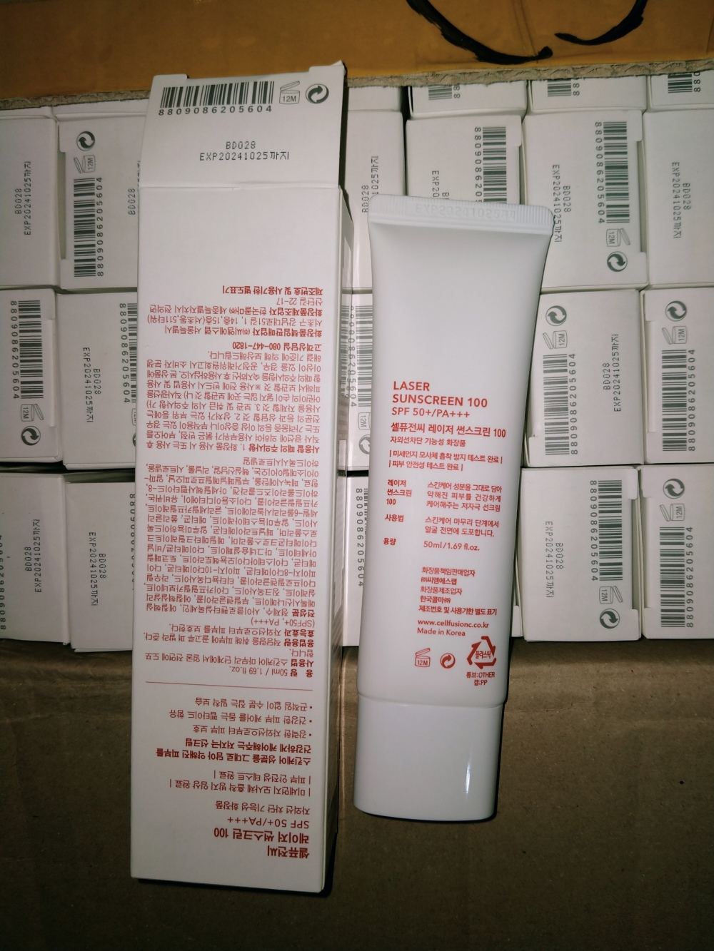 QLTT TP Hồ Chí Minh: Tạm giữ số lượng lớn mỹ phẩm, thực phẩm chức năng không rõ nguồn gốc QLTT TP Hồ Chí Minh: Tạm giữ số lượng lớn mỹ phẩm, thực phẩm chức năng không rõ nguồn gốc