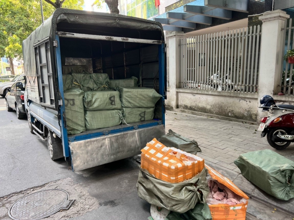 Thu giữ hơn 1 tấn nầm lợn, trứng non không rõ nguồn gốc xuất xứ Thu giữ hơn 1 tấn nầm lợn, trứng non không rõ nguồn gốc xuất xứ