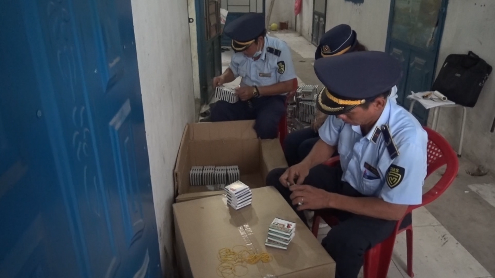 Phát hiện kho hàng tàng trữ, kinh doanh tân dược không hóa đơn, chứng từ