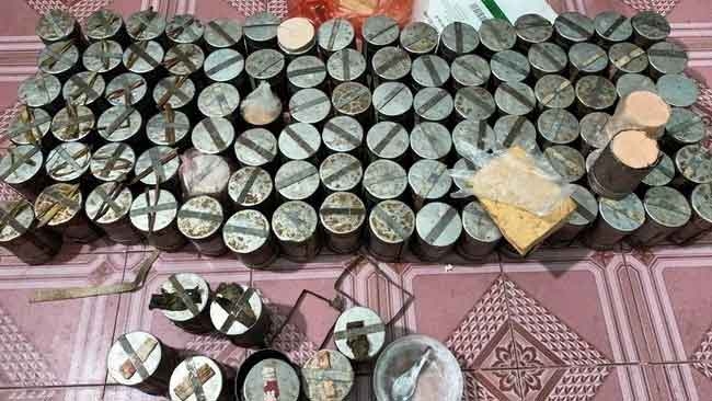 Hà Nam: Phát hiện, xử lý cơ sở sản xuất gần 110kg giò, chả sử dụng chất cấm