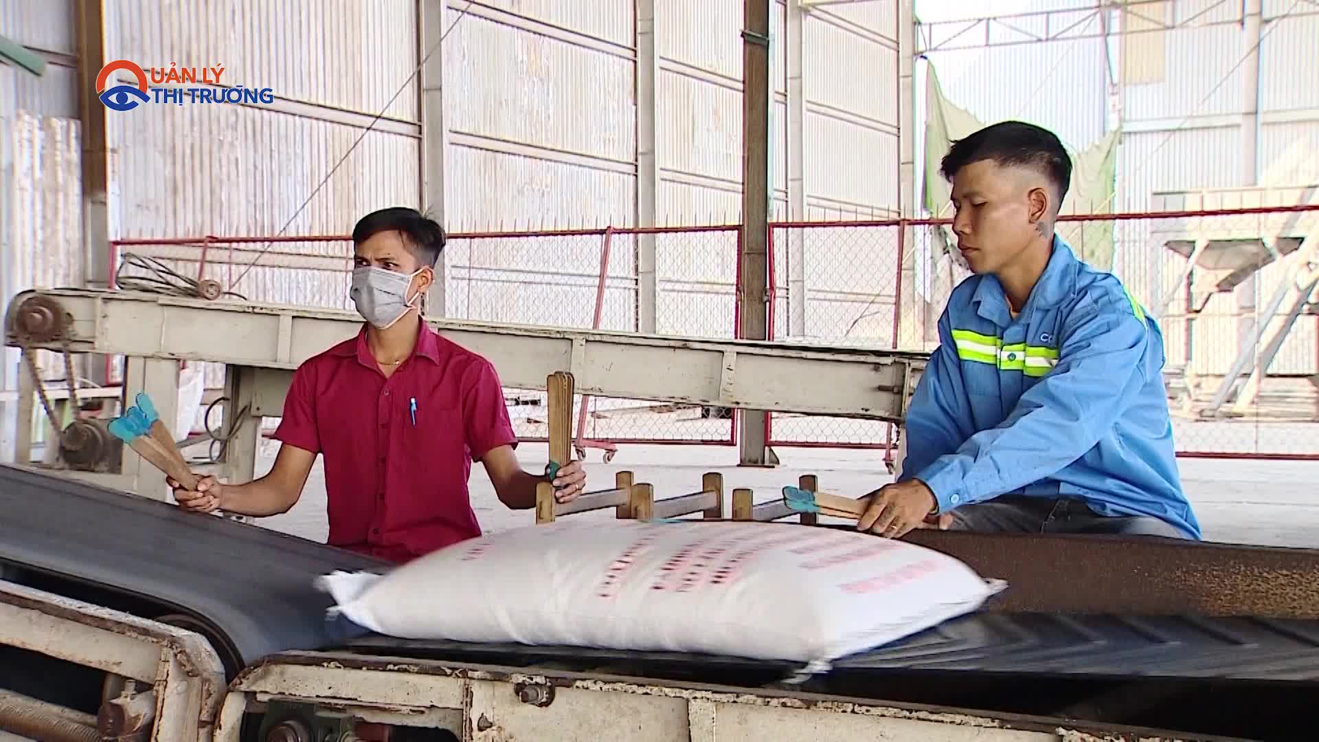 Xuất khẩu gạo tăng trưởng mạnh