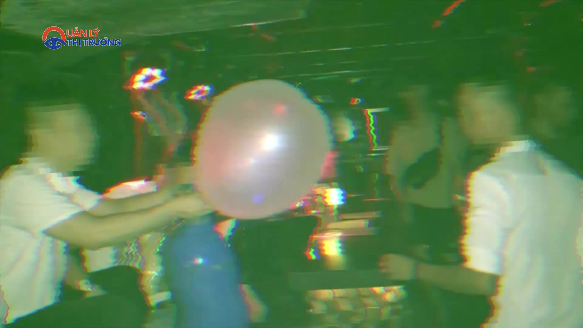 Bộ Y tế yêu cầu quản lý chặt sản phẩm khí NO2 liên quan đến 'bóng cười'