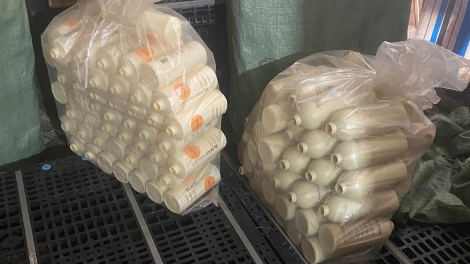 Triệt phá đường dây buôn bán mỹ phẩm giả số lượng lớn tại Hà Nội