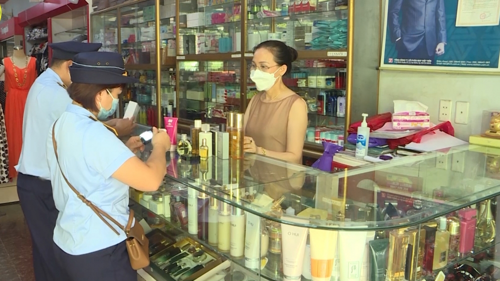 Tăng cường kiểm tra, giám sát bảo đảm cung cầu hàng hóa, ổn định thị trường và an sinh xã hội