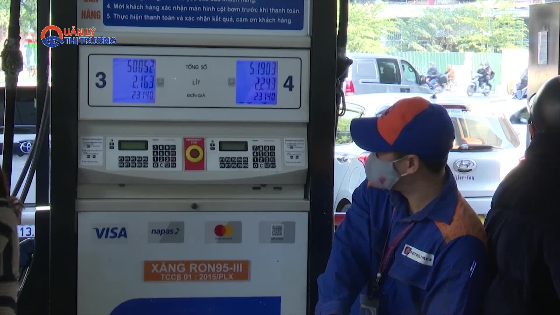 Giá xăng đồng loạt tăng mạnh