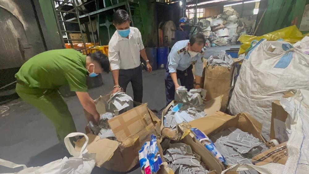 TP. HCM tiêu hủy hàng chục nghìn sản phẩm giả mạo nhãn hiệu