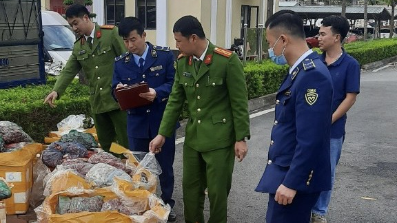 Sơn La: Phát hiện xử lý các đối tượng vận chuyển nội tạng động vật không rõ nguồn gốc