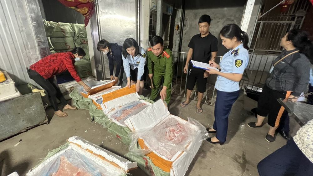 Yên Bái: bắt giữ 10 tấn nầm lợn đông lạnh không rõ nguồn gốc xuất xứ
